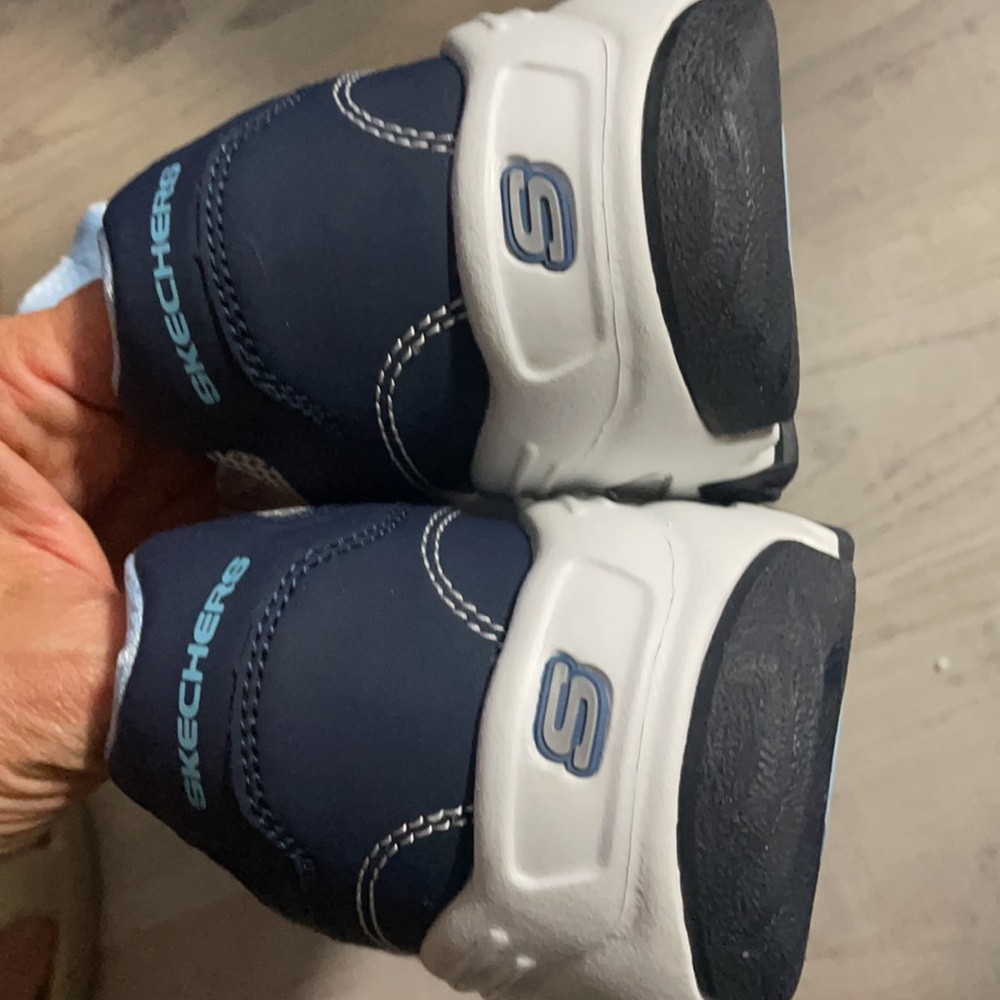 Skechers Dlites - Picture 4 of 4